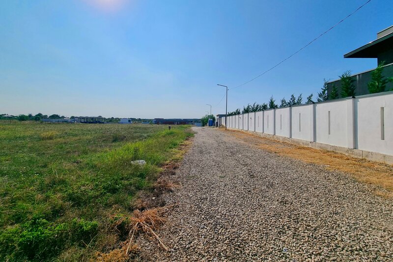 Izvorani, Delta Snagov la 100 m lac, vanzare teren de colt Ilfov 740 mp.